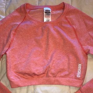 Gym shark top